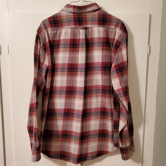 Men's Eddie Bauer Flannel Plaid Button Down W/ Front Pocket - Picture 7 of 7